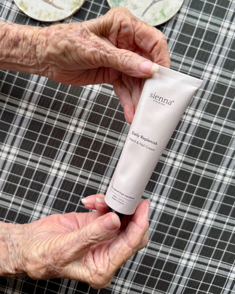 Daily Replenish Hand & Nail Cream - Image 5